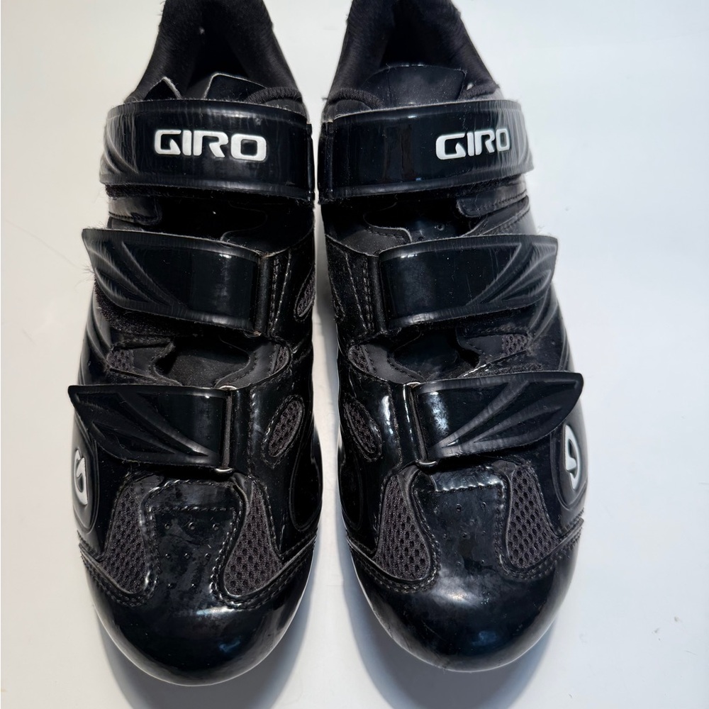 Giro Black Clip In Cycling Shoes